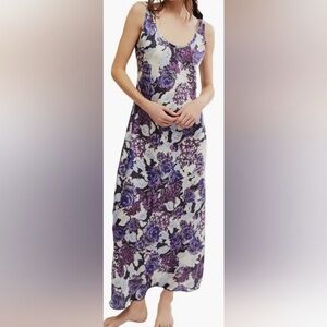 Free People Worth‎ The Wait Silky Floral Maxi Dress Dark Night Combo Size Medium